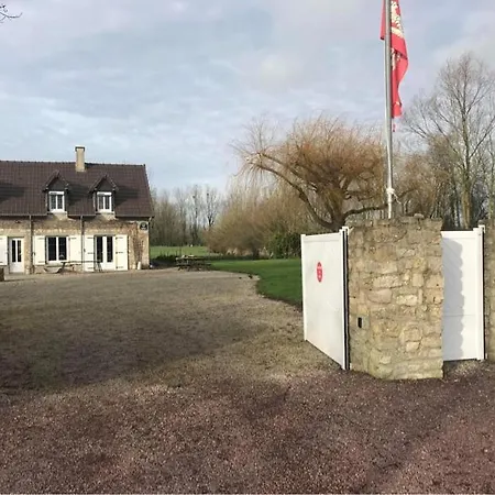 Le Taut 44 - Sword - Salle De Bains Partagee Homestay Les Veys