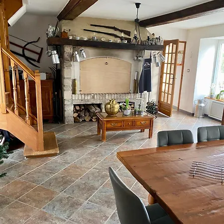 Le Taut 44 - Sword - Salle De Bains Partagee