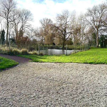 Le Taut 44 - Sword - Salle De Bains Partagee *