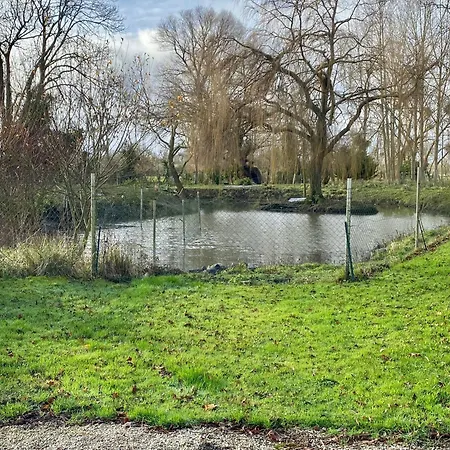 Le Taut 44 - Sword - Salle De Bains Partagée